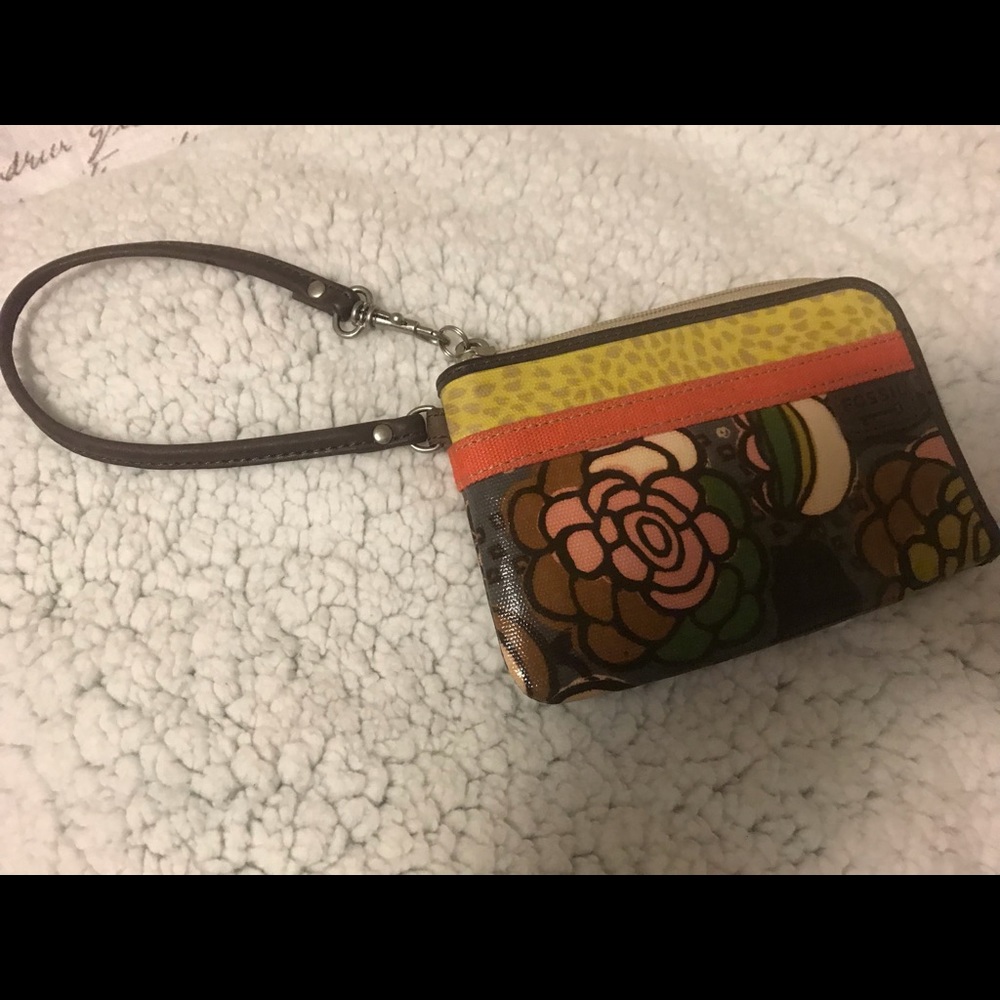 Fossil wristlet - Picture 3 of 5